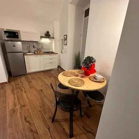 Appartement Domus Miraculi: Casa Storica Nel Cuore Di Napels