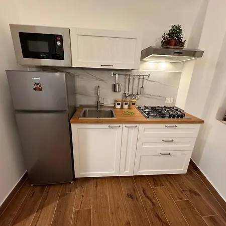 Apartman Domus Miraculi: Casa Storica Nel Cuore Di Nápoly
